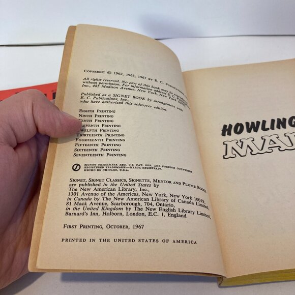 Lot of 5 Vintage 1960s 70s 80s Mad Magazine Books Howling Orbit Invisible Spy - Picture 4 of 9